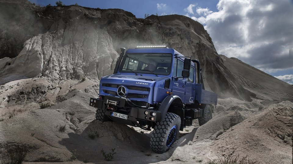 Mercedes-Benz Unimog